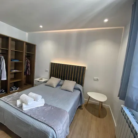 Proxima Al Centro De * Ourense